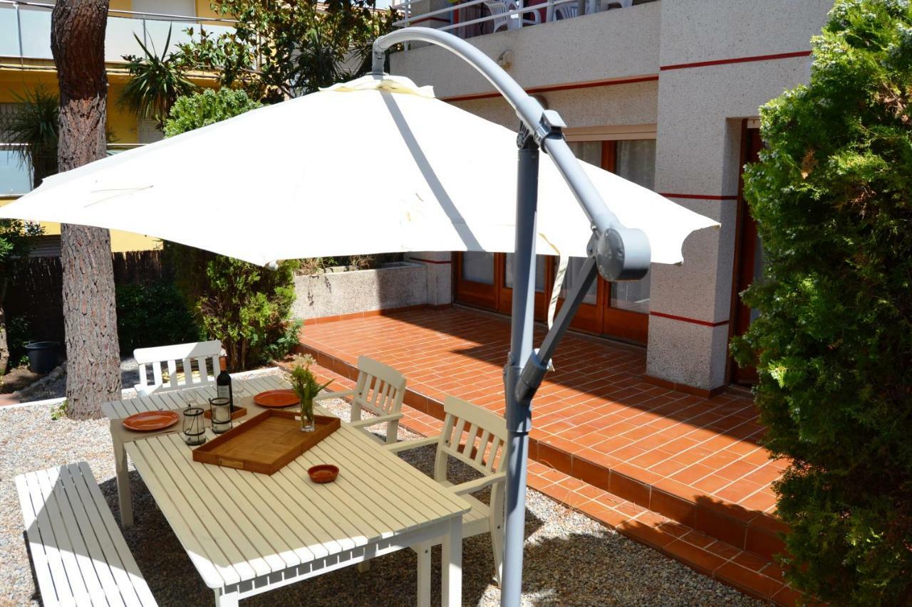 Apartamento Con Jardin Platja D'Aroアパートメント エクステリア 写真