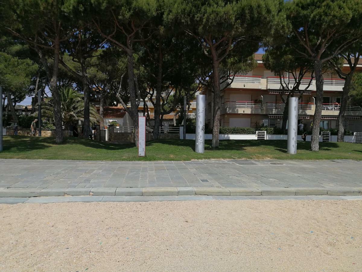 Apartamento Con Jardin Platja D'Aroアパートメント エクステリア 写真